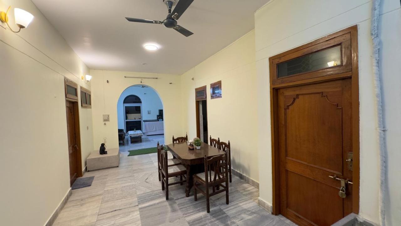 Grand Bungalow 5 Min From Prayagraj Junction Экстерьер фото